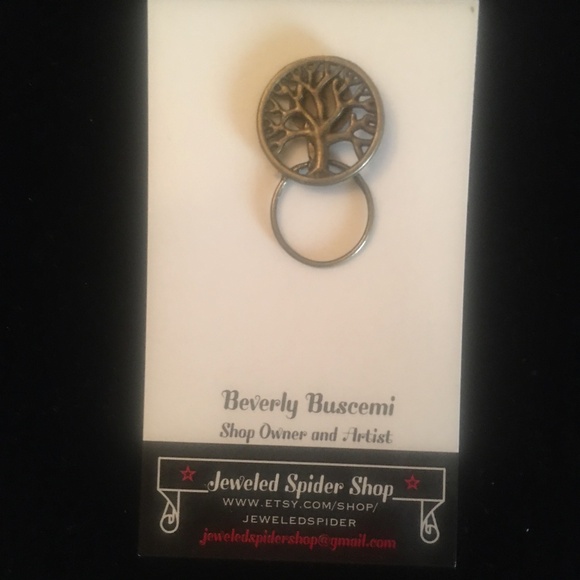 Tree of Life Eyeglass Holder Brooch - Picture 1 of 2